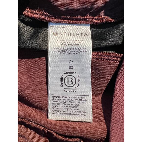 Athleta Pants Venice Velvet Stripe Joggers Burgundy Athleisure Travel Athletic - Picture 6 of 6